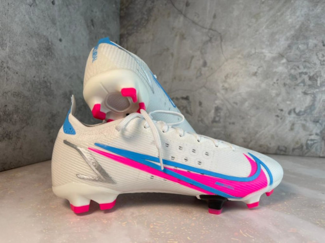 Бутсы Nike Mercurial Vapor 14 Elite PRO FG белые