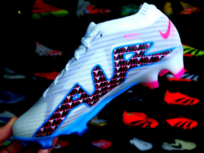 Футбольные бутсы Nike Mercurial Vapor 15 Air Zoom Elite FG, 11