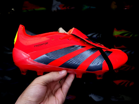 Футбольные бутсы Adidas Predator PredstrikeTongue Elite FG, 1