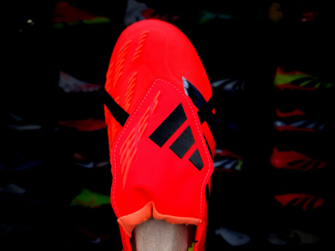 Футбольные бутсы Adidas Predator PredstrikeTongue Elite FG, 1