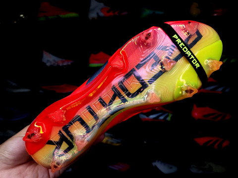 Футбольные бутсы Adidas Predator PredstrikeTongue Elite FG, 1