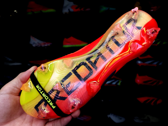 Футбольные бутсы Adidas Predator PredstrikeTongue Elite FG, 1