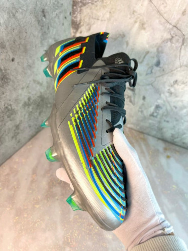 Бутсы Adidas Predator Edge.1 FG. серые