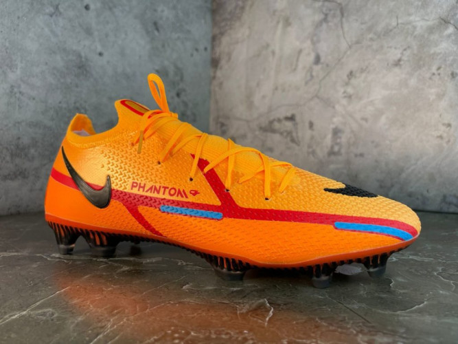 Бутсы Nike Phantom GT2 Elite FG оранжевые
