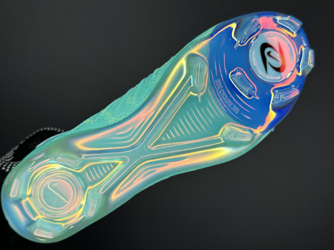 Футбольные бутсы Nike Phantom Luna FG, 121