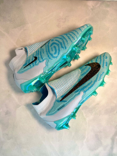 Бутсы Nike Phantom GX Elite FG голубые