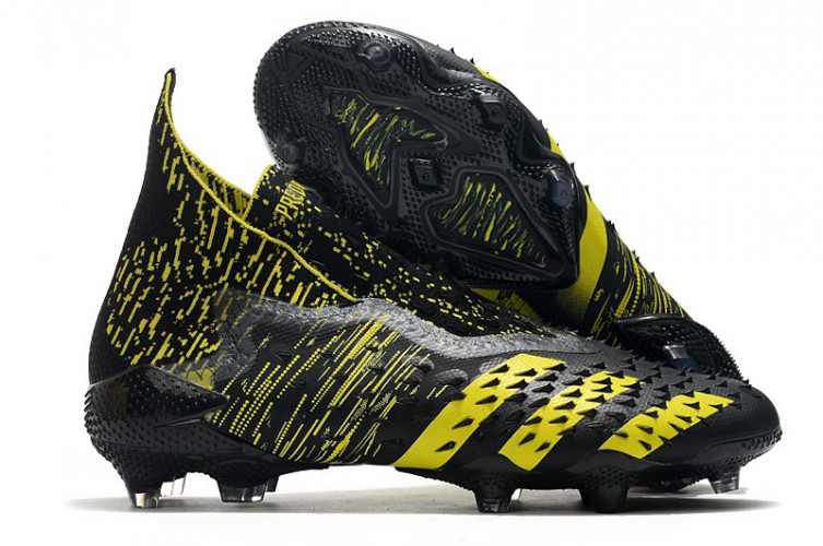Бутсы Adidas Predator Freak + FG чёрный/жёлтый