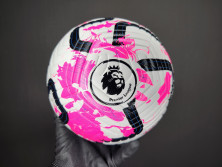 Футбольный мяч Премьер Лиги розовый