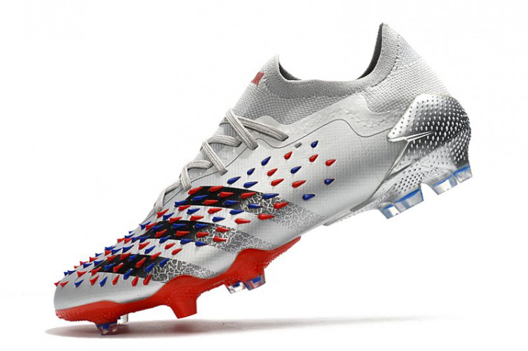 Бутсы Adidas Predator Freak.1 FG серые