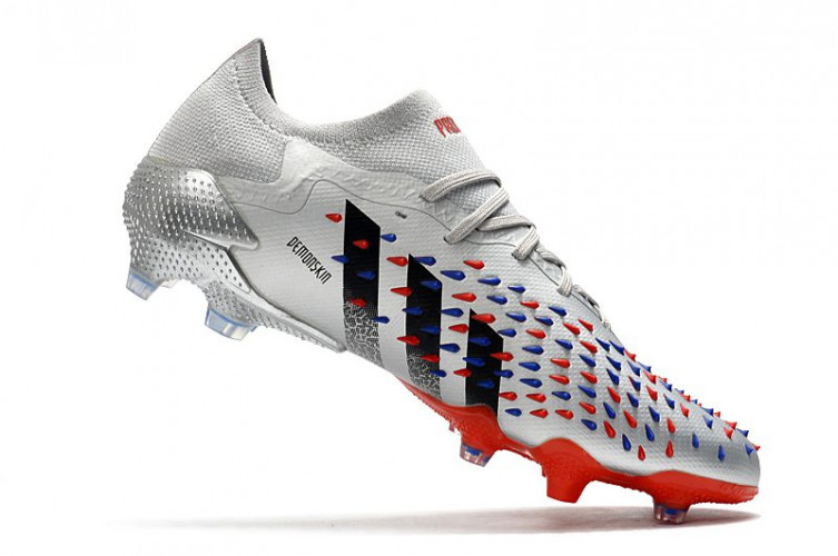 Бутсы Adidas Predator Freak.1 FG серые