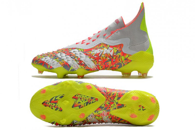 Бутсы Adidas Predator Freak+ FG желтые