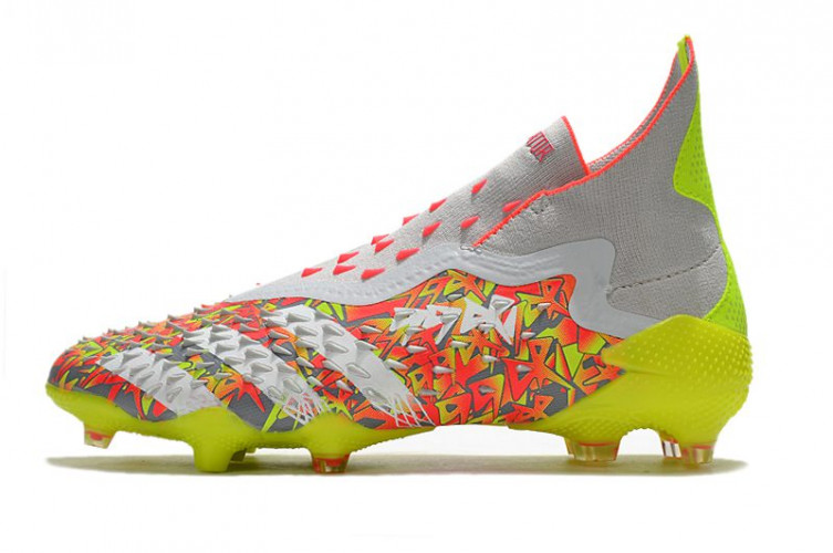 Бутсы Adidas Predator Freak+ FG желтые