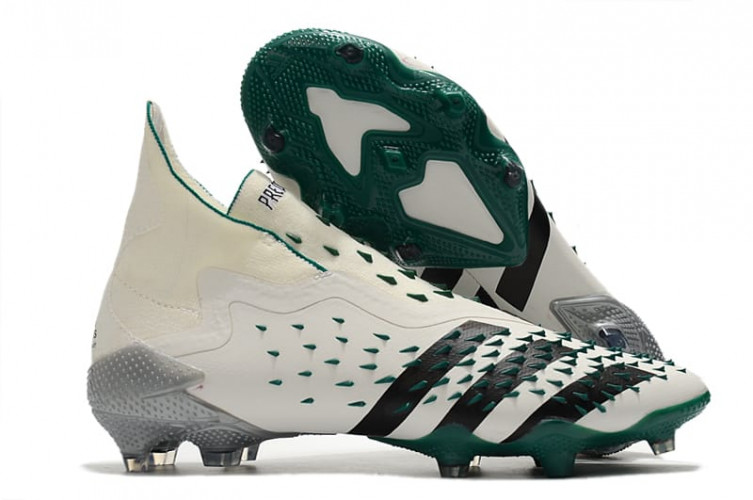 Бутсы Adidas Predator Freak+ FG зеленые