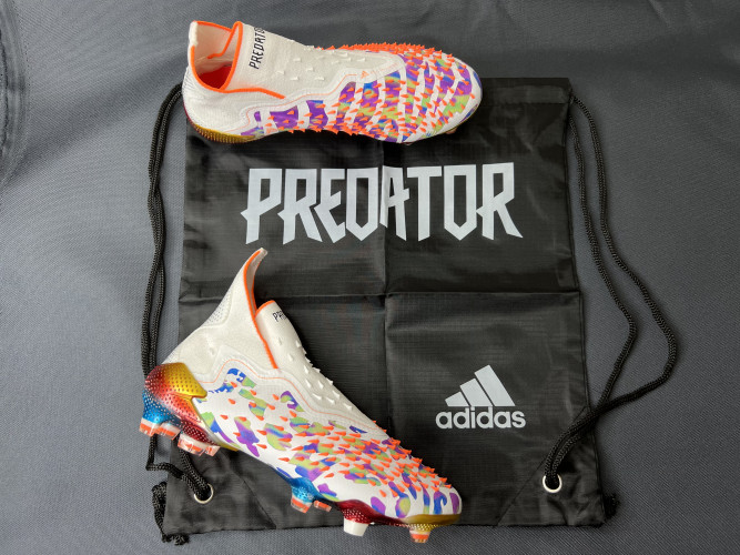 Футбольные бутсы Adidas Predator Freak+ FG, 14