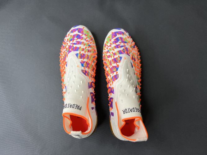 Футбольные бутсы Adidas Predator Freak+ FG, 14