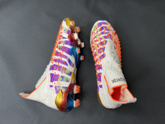Футбольные бутсы Adidas Predator Freak+ FG, 14