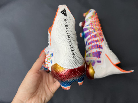 Футбольные бутсы Adidas Predator Freak+ FG, 14