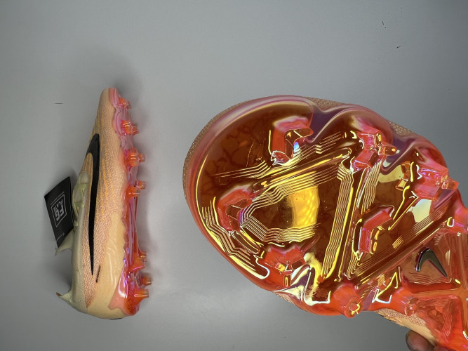 Футбольные бутсы Nike Phantom GX Elite - FG, 38