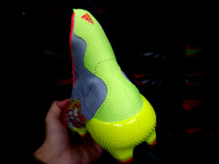 Футбольные бутсы Adidas Predator Freak+ FG, 12