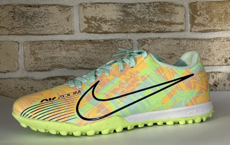 Сороконожки (Шиповки) Nike Vapor- XV Academy TF зеленые