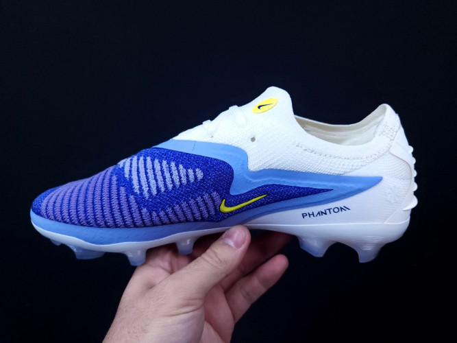 Футбольные бутсы Nike Phantom GX VI - FG