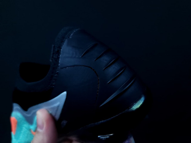 Футбольные бутсы Nike Phantom GX VI - FG