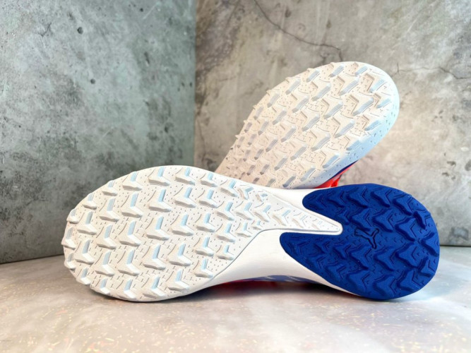 Сороконожки (шиповки) Puma Ultra Ultimate TF белый/оранжевый/синий