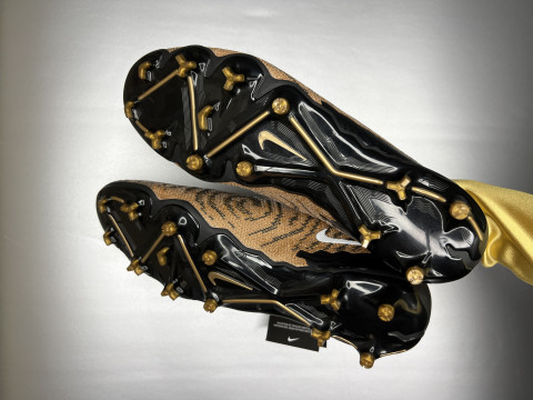 Футбольные бутсы Nike Phantom DynamitFit GX Elite - FG, 48