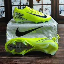 Футбольные бутсы Nike Air Zoom Vapor 16 Elite - FG