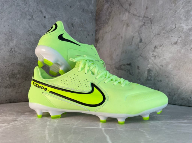 Бутсы Nike Tiempo Legend 9 Elite FG зеленые