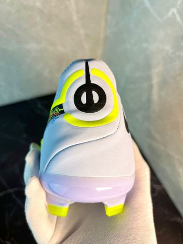 Бутсы Nike Tiempo Legend 9 Elite FG молочный/голубой