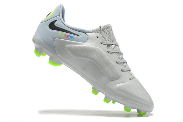 Бутсы Nike Tiempo Legend 9 Elite FG светло-серые