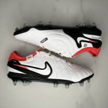 Футбольные бутсы Nike Tiempo Legend 10 Elite - FG