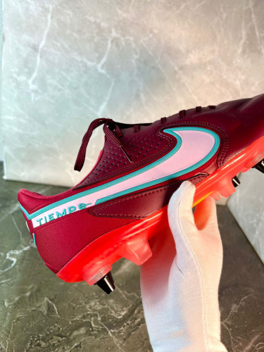 Бутсы Nike Tiempo Legend 9 Elite SG красные