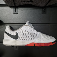 Бутсы зальные NIKE LUNARGATO II