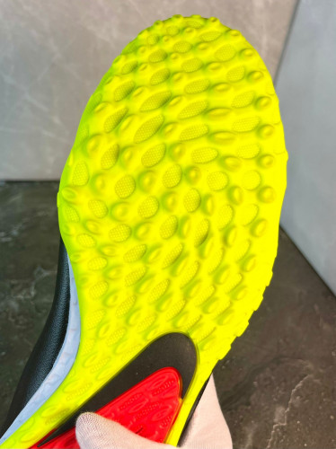 Сороконожки Nike React Tiempo Legend 9 Pro TF черный/красный/желтый