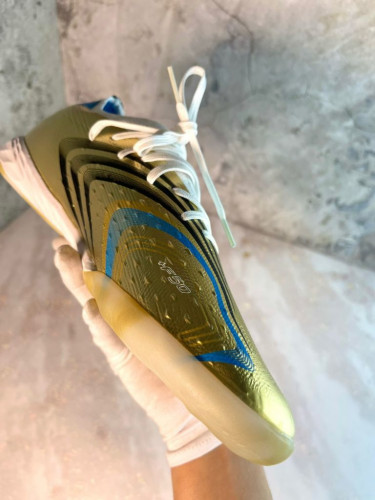 Футзалки Adidas X Speedportal 1 IC золотые