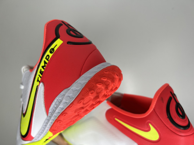 Сороконожки для футбола Nike React Tiempo Legend 9 Pro TF, 1