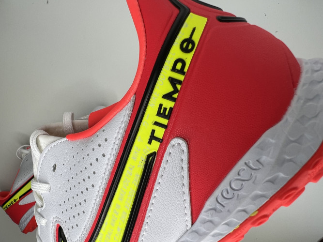 Сороконожки для футбола Nike React Tiempo Legend 9 Pro TF, 1