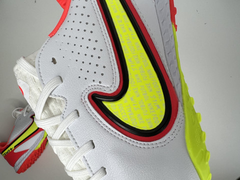 Сороконожки для футбола Nike React Tiempo Legend 9 Pro TF, 1