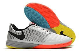 Бутсы зальные NIKE LUNARGATO II