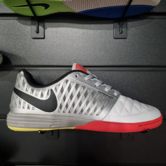 Бутсы зальные NIKE LUNARGATO II