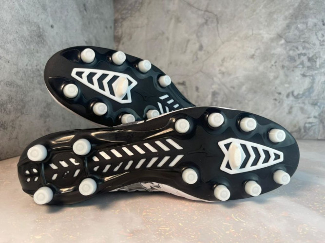 Бутсы Mizuno morelia neo 3 FG черно-белые