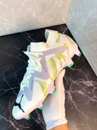 Бутсы Puma Future Ultimate FG белый/серый