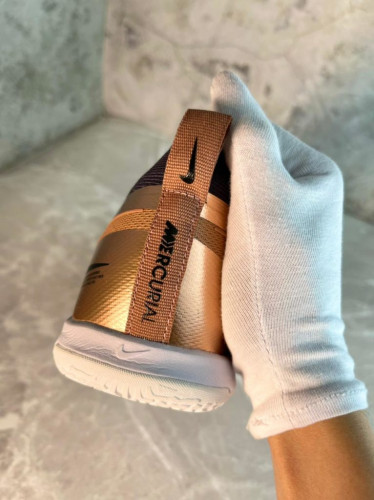 Футзалки Nike Air Zoom Mercurial Vapor XV Pro IC золотые