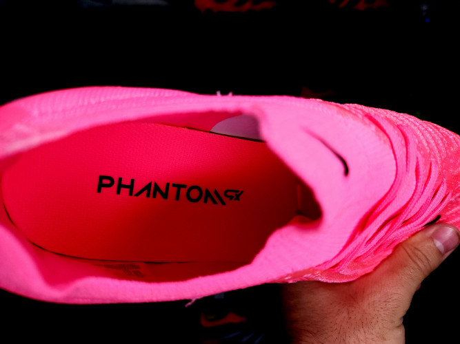 Футбольные бутсы Nike Phantom GX 2 Elite FG, 205