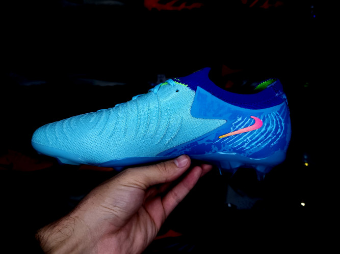 Футбольные бутсы Nike Phantom GX 2 Elite FG, 206