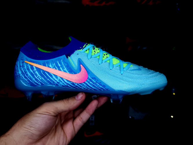 Футбольные бутсы Nike Phantom GX 2 Elite FG, 206