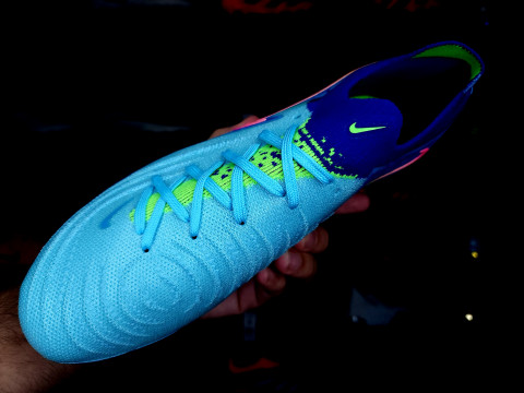 Футбольные бутсы Nike Phantom GX 2 Elite FG, 206