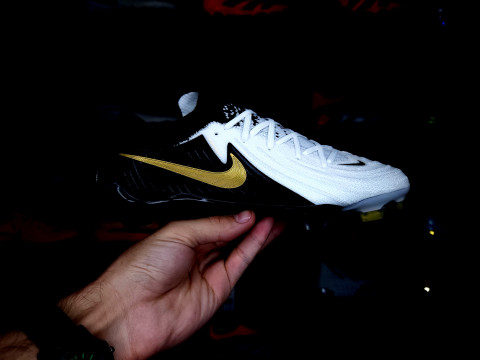 Футбольные бутсы Nike Phantom GX 2 Elite FG, 207